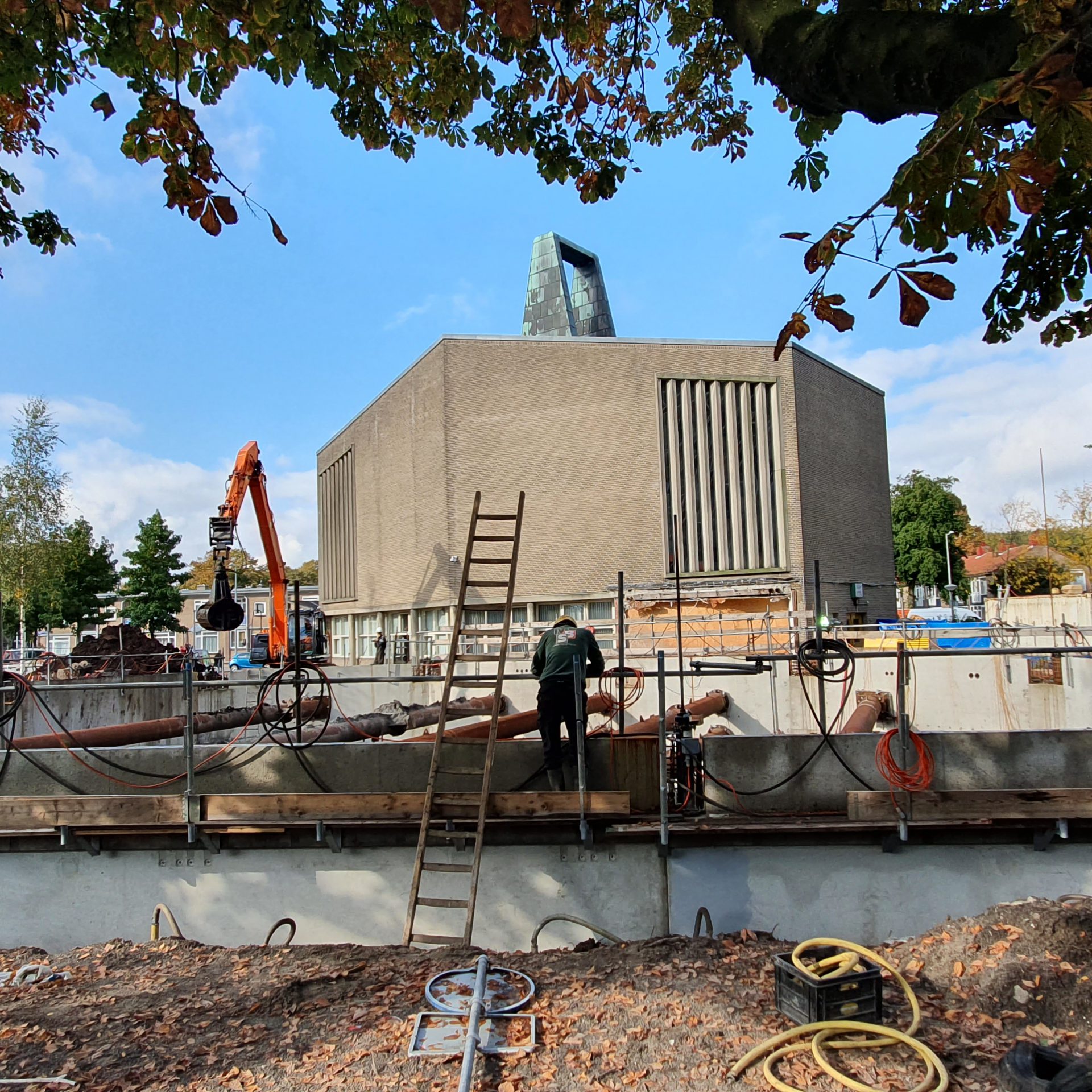 Moskee Amsterdam Afzinkkelder